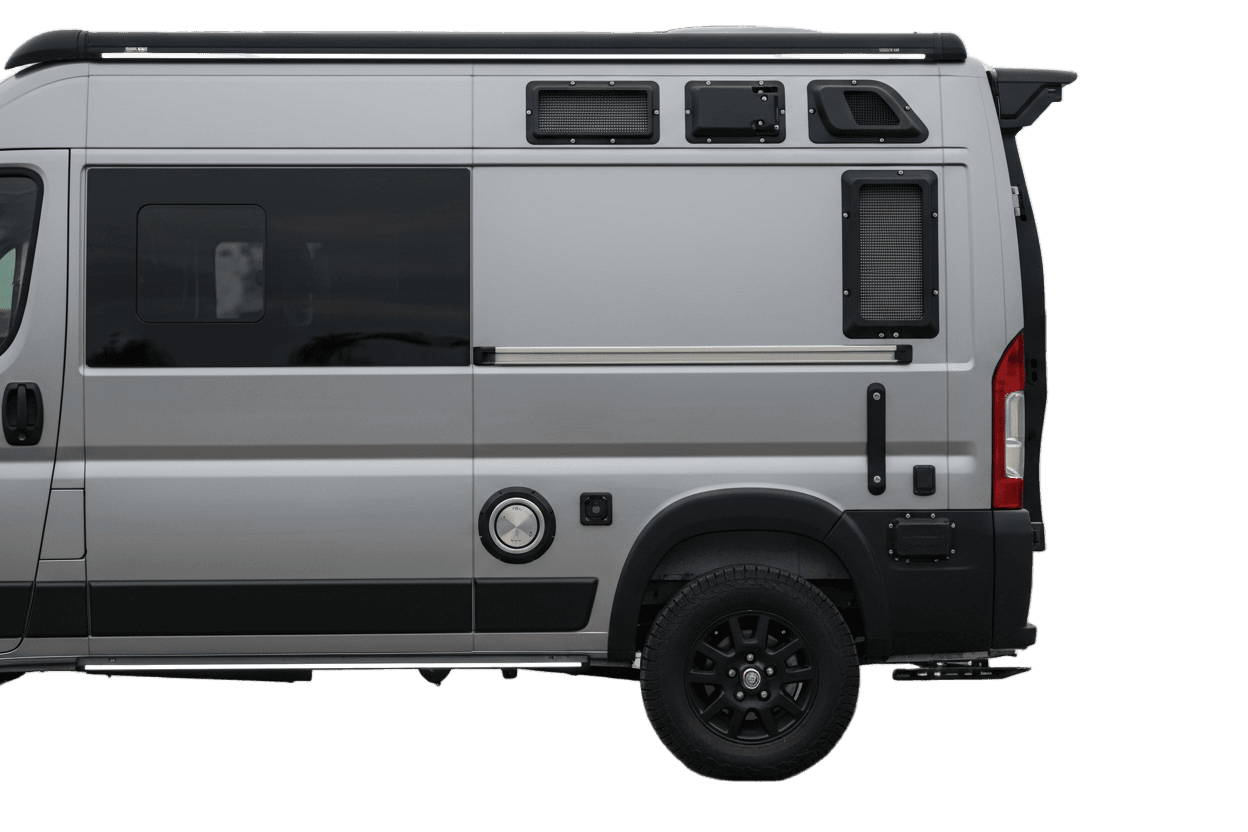 Custom Fiat Ducato with VanLayer accessories